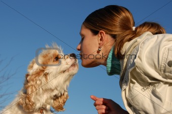 kissing woman and dog