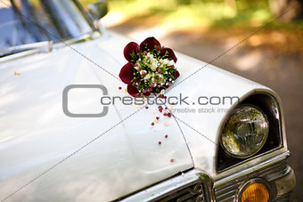 bouquet on the car