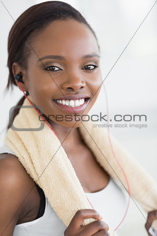 Close up of a black woman doing sport