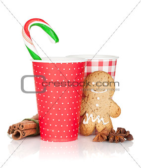 Christmas mulled wine with gingerbread cookie and candy cane