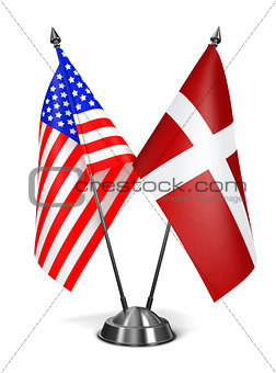 USA and Sovereign Military Order Malta - Miniature Flags.