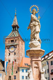Schmalzturm with Mary fountain