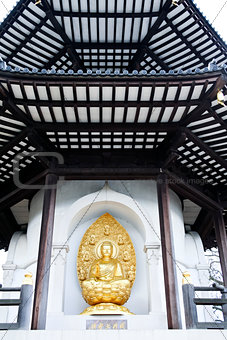 peace pagoda buddha battersea park london